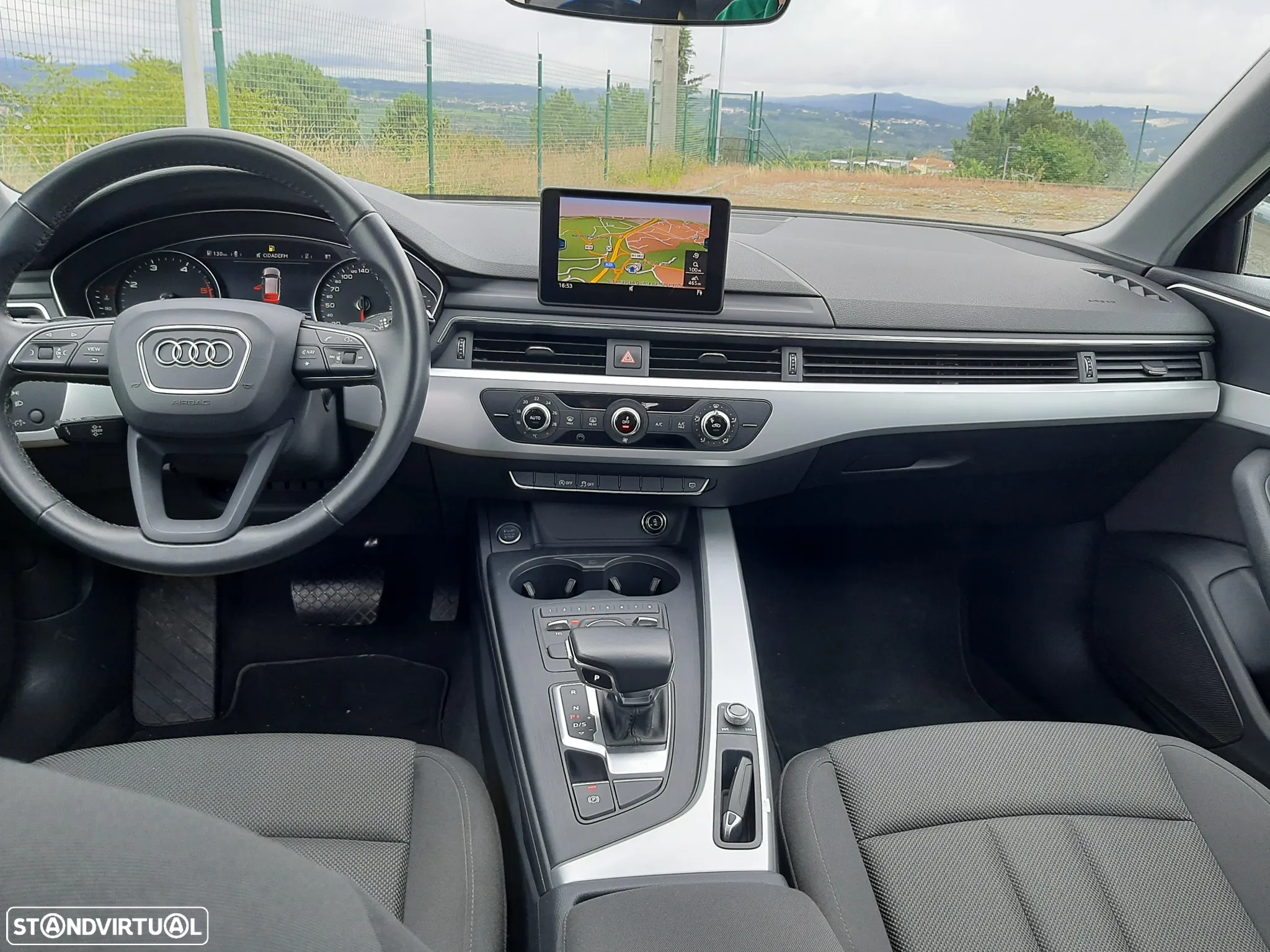 Audi A4 Avant 2.0 TDI S tronic - 14