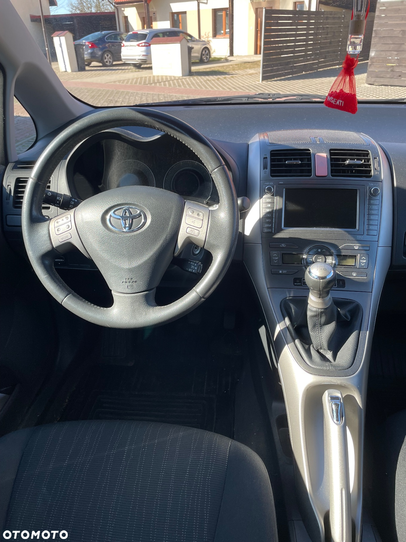 Toyota Auris - 11