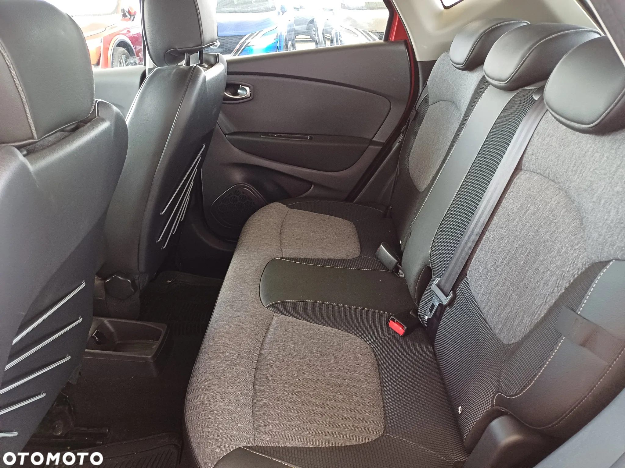 Renault Captur - 9