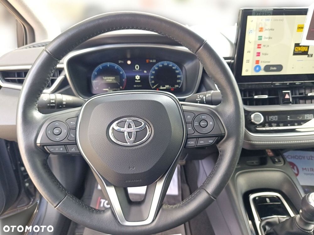Toyota Corolla 1.5 Comfort - 19