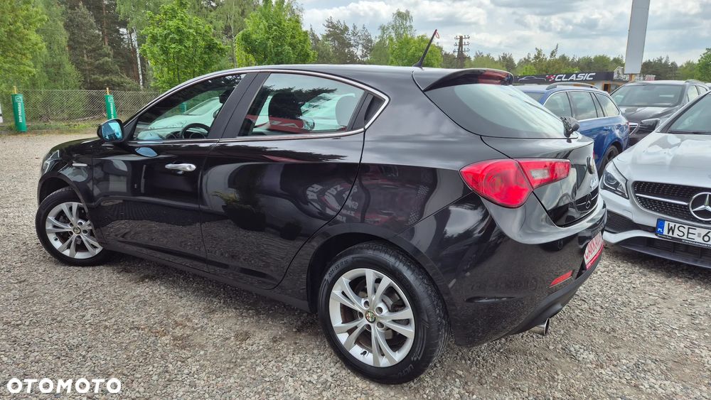 Alfa Romeo Giulietta 1.6 JTDM 16V Impression - 13