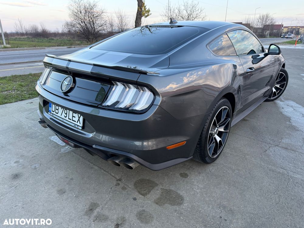 Ford Mustang 2.3 EcoBoost - 4