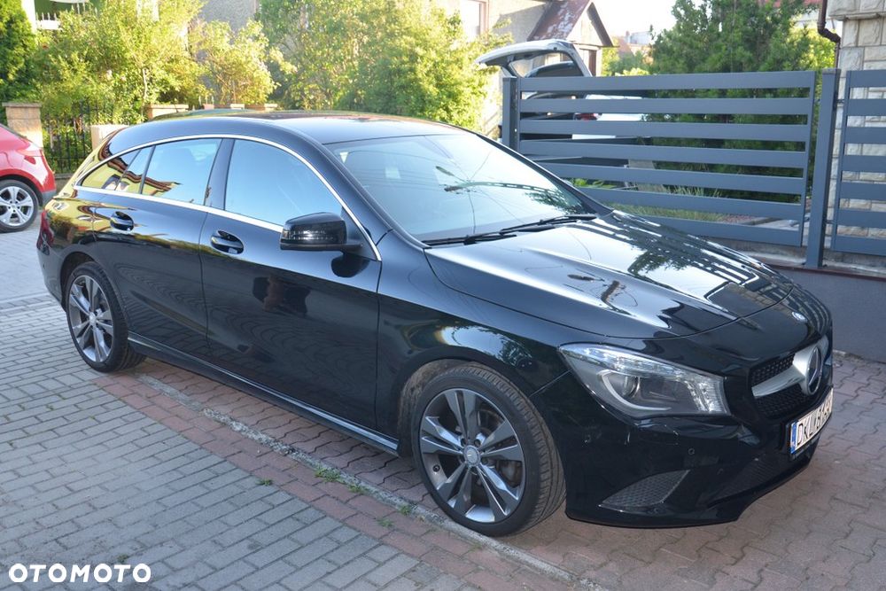 Mercedes-Benz CLA 180 - 9