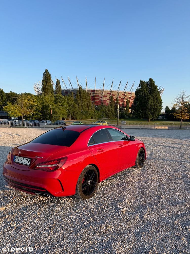 Mercedes-Benz CLA 250 4-Matic AMG Line - 3