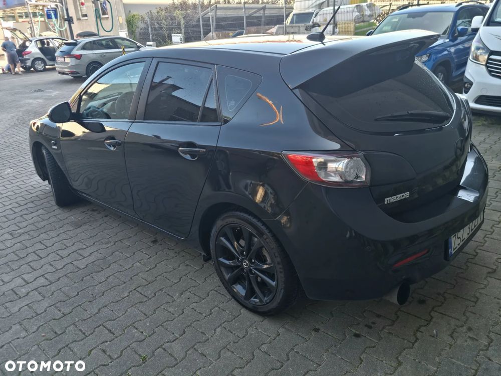 Mazda 3 2.0 Exclusive + - 4