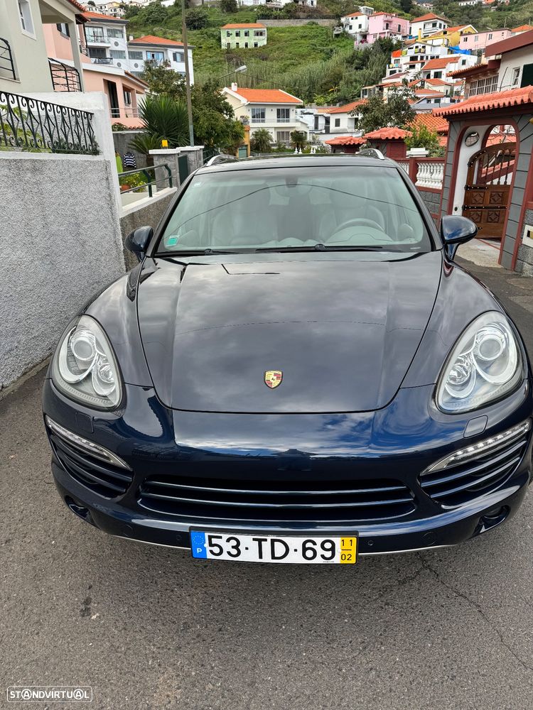 Porsche Cayenne S - 2