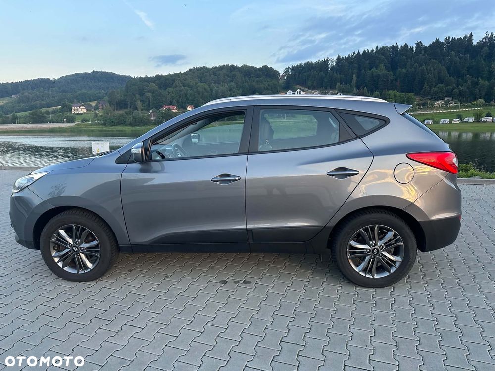 Hyundai ix35 2.0 CRDi 4WD Fifa World Cup Silver Edition - 8
