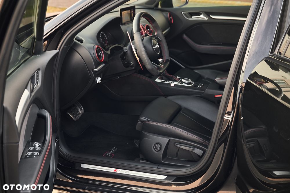 Audi RS3 Sportback 2.5 TFSI Quattro S tronic - 25
