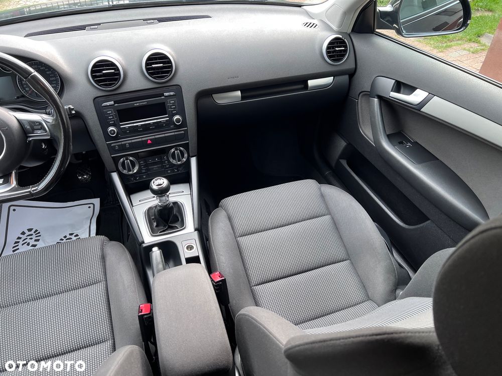 Audi A3 Sportback 2.0 TDI S line Sportpaket plus - 26