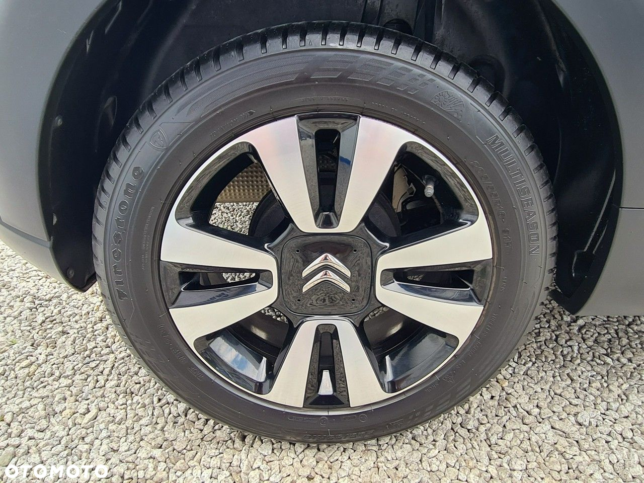 Citroën C3 1.2 PureTech Feel - 32