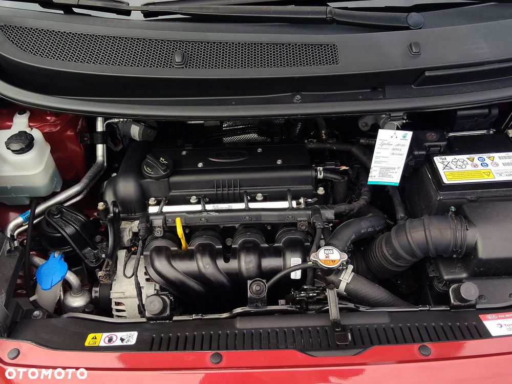 Kia Venga 1.6 CVVT Platinum Edition - 20