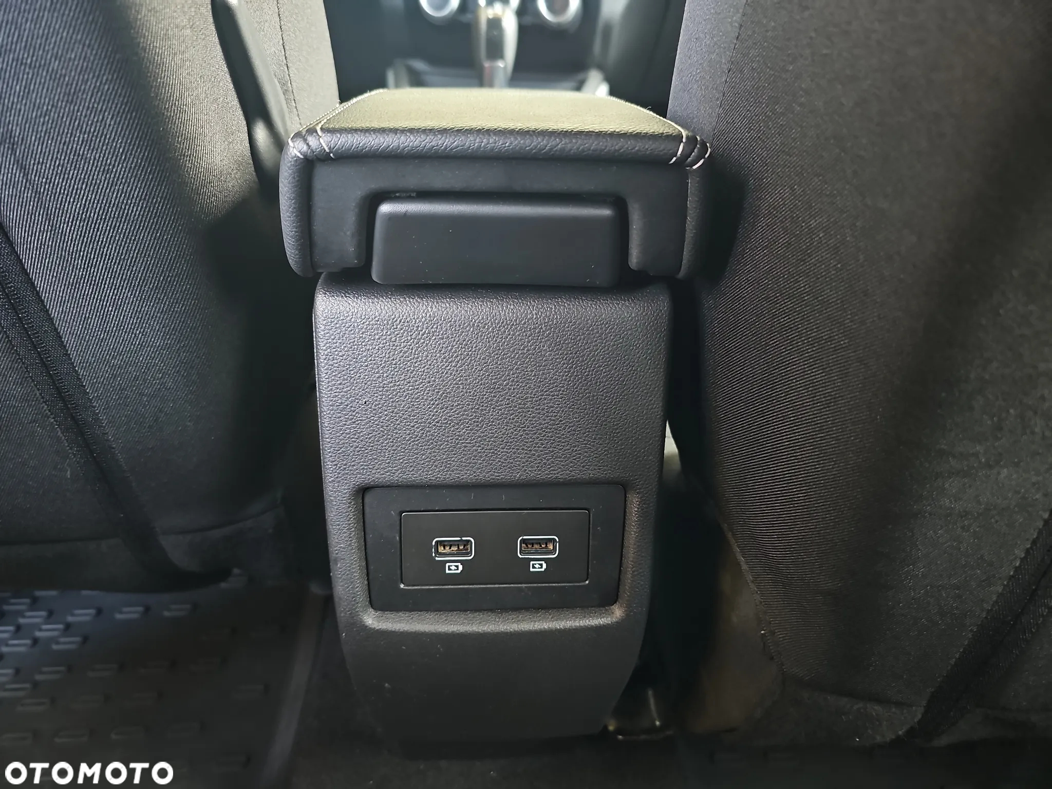 Dacia Duster 1.3 TCe Prestige EDC - 29