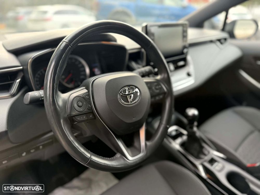 Toyota Corolla 1.2 Turbo Comfort - 23