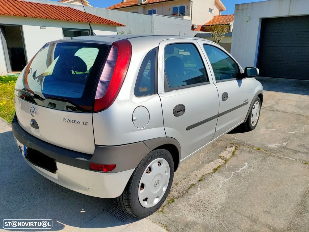 Opel Corsa 1.2 16V Confort - 3