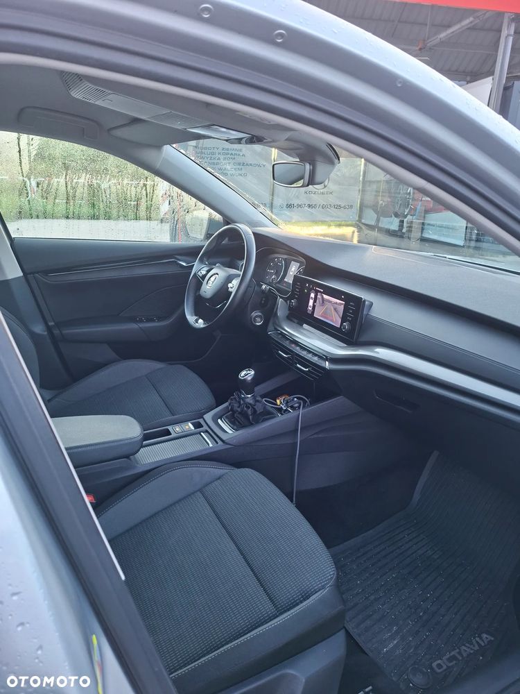 Skoda Octavia 1.5 TSI ACT Style - 7