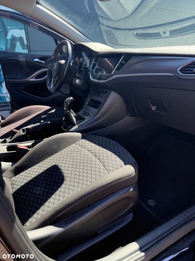 Opel Astra 1.5 CDTI Elegance S&S - 9