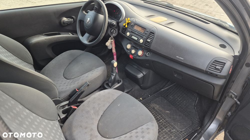 Nissan Micra - 5