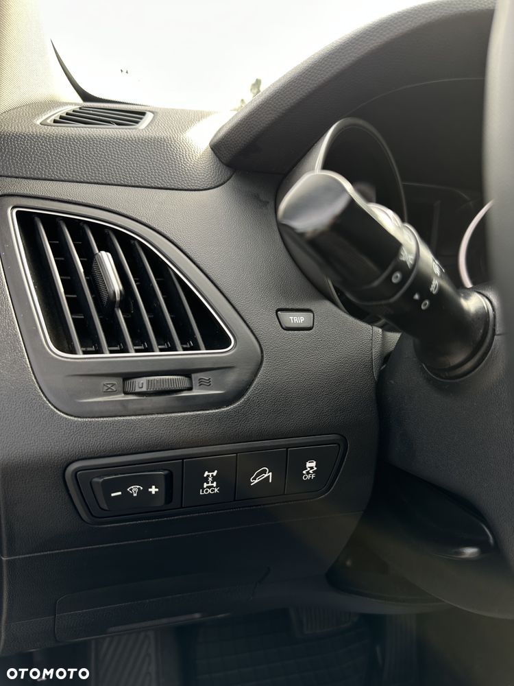 Hyundai ix35 2.0 4WD Automatik Premium - 10