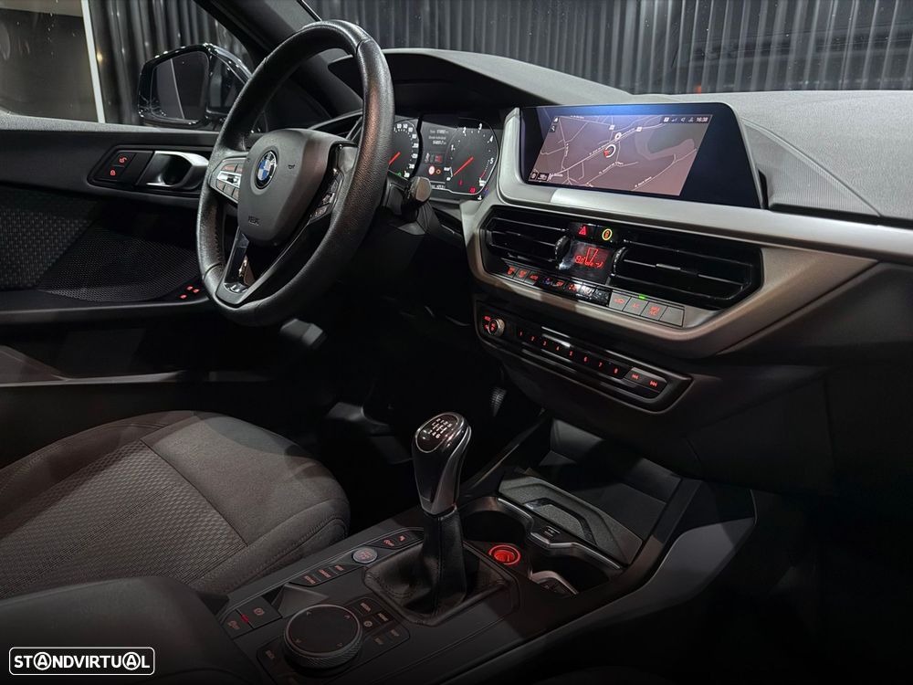 BMW 116 d Line Sport - 34
