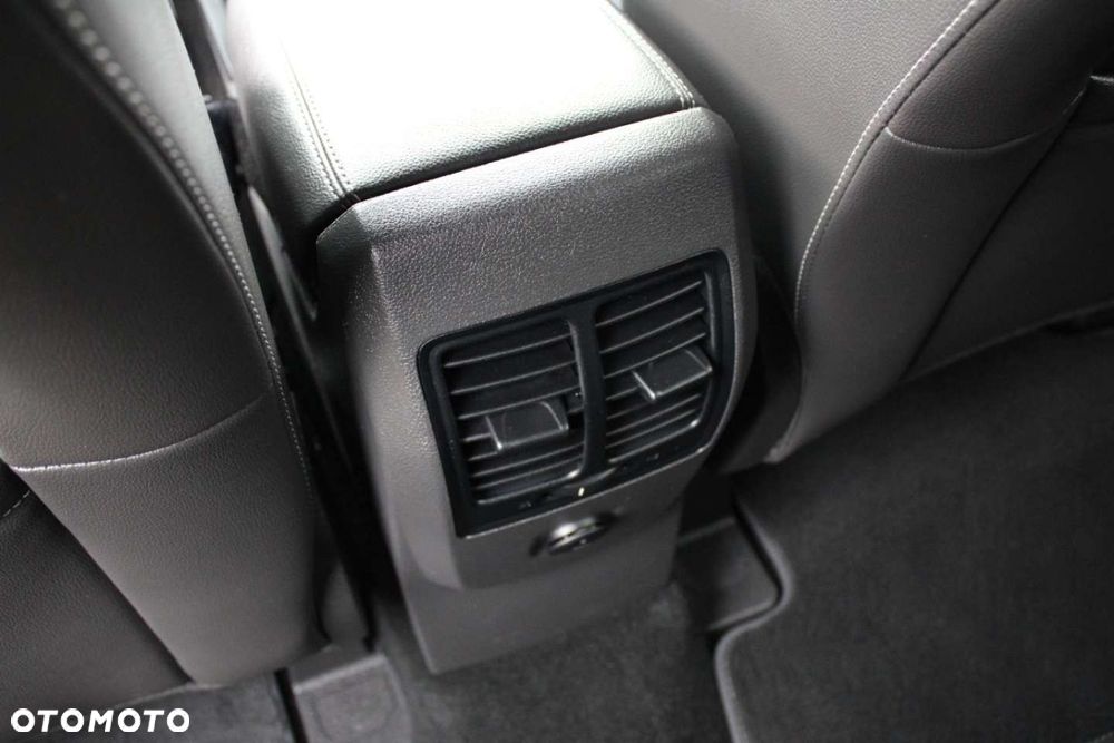 Ford Kuga 2.0 TDCi AWD ST-Line - 8