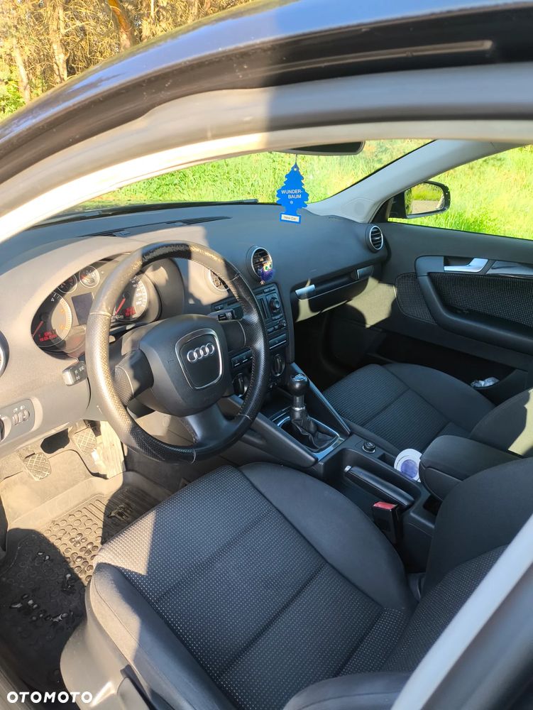 Audi A3 Sportback 2.0 TDI DPF Ambition - 10