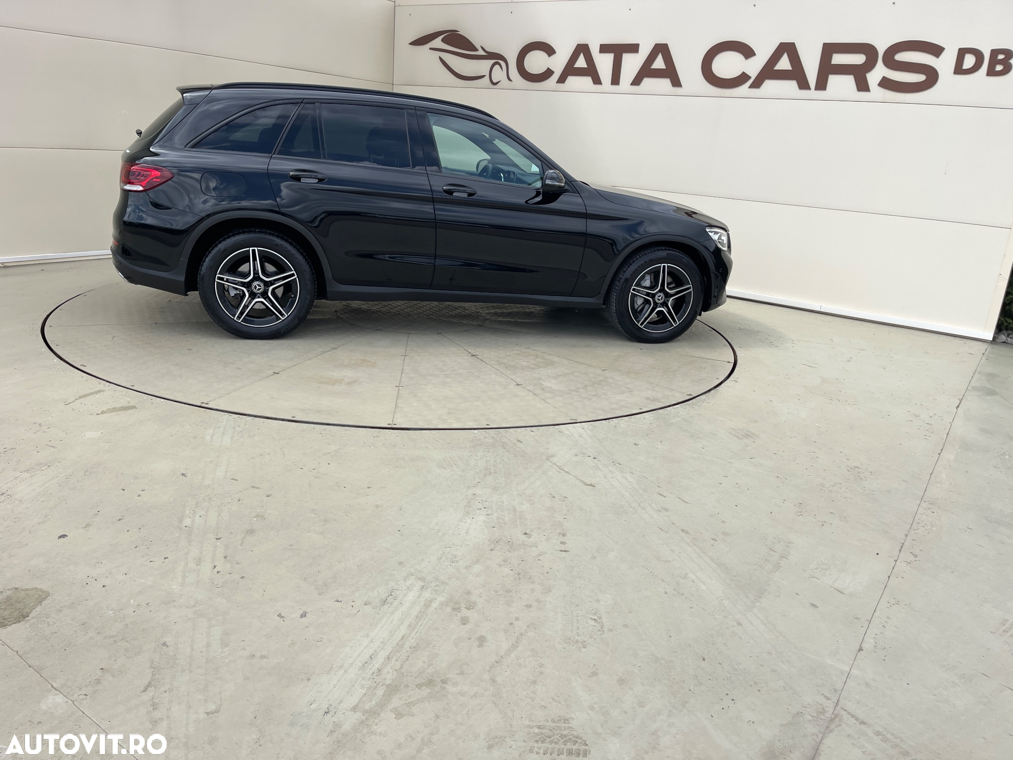 Mercedes-Benz GLC 220 d 4Matic 9G-TRONIC AMG Line - 18