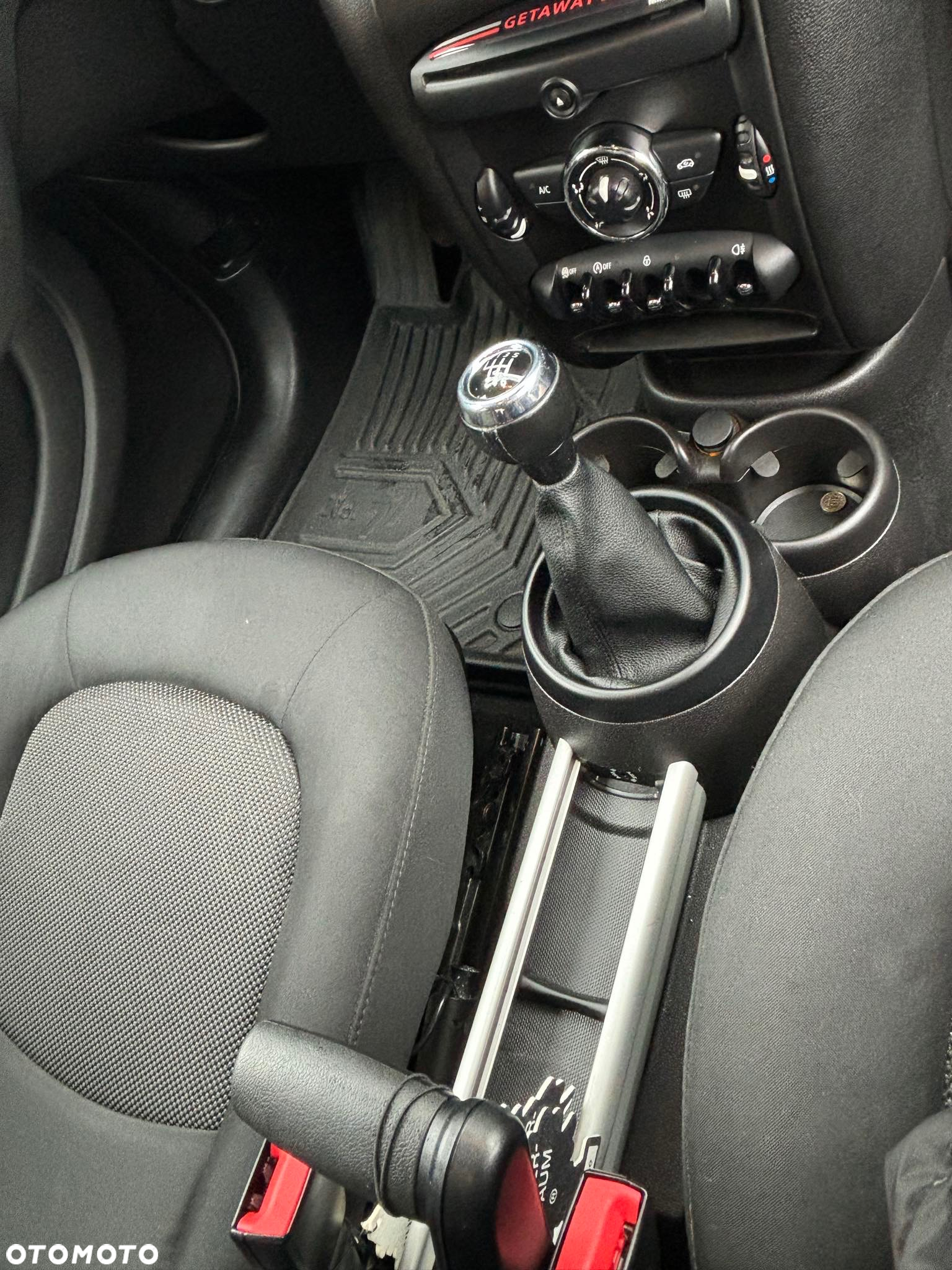 MINI Countryman One - 12