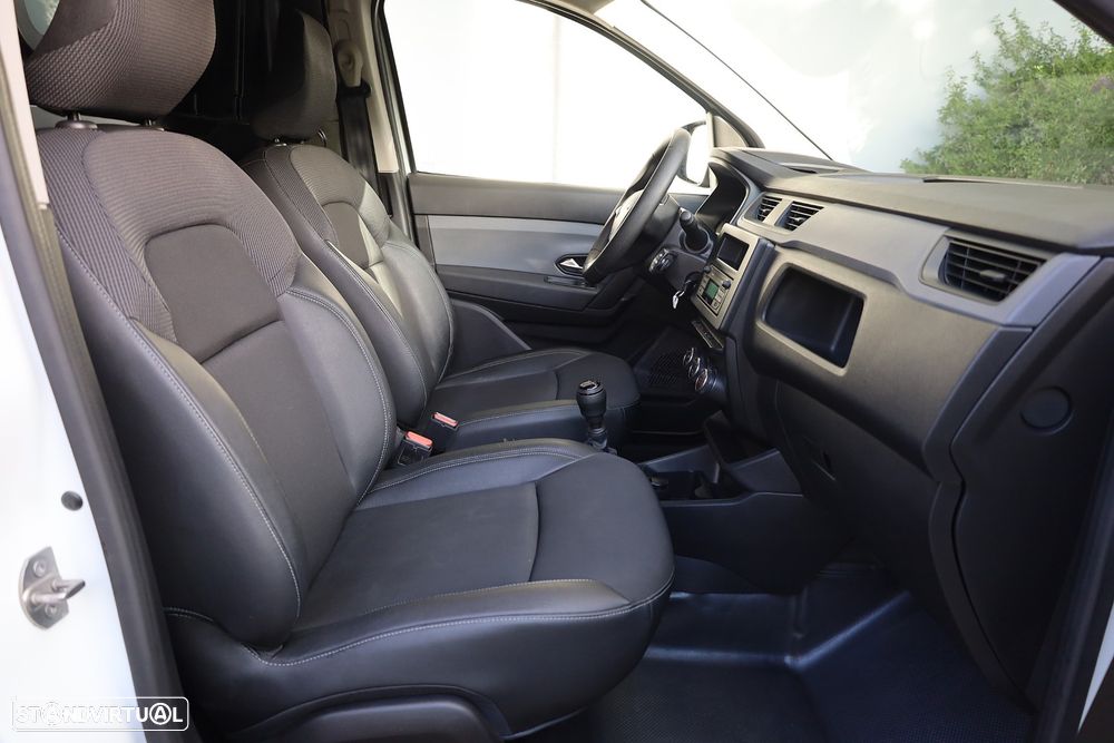 Renault Express 1.5 Blue dCi Advanced - 30