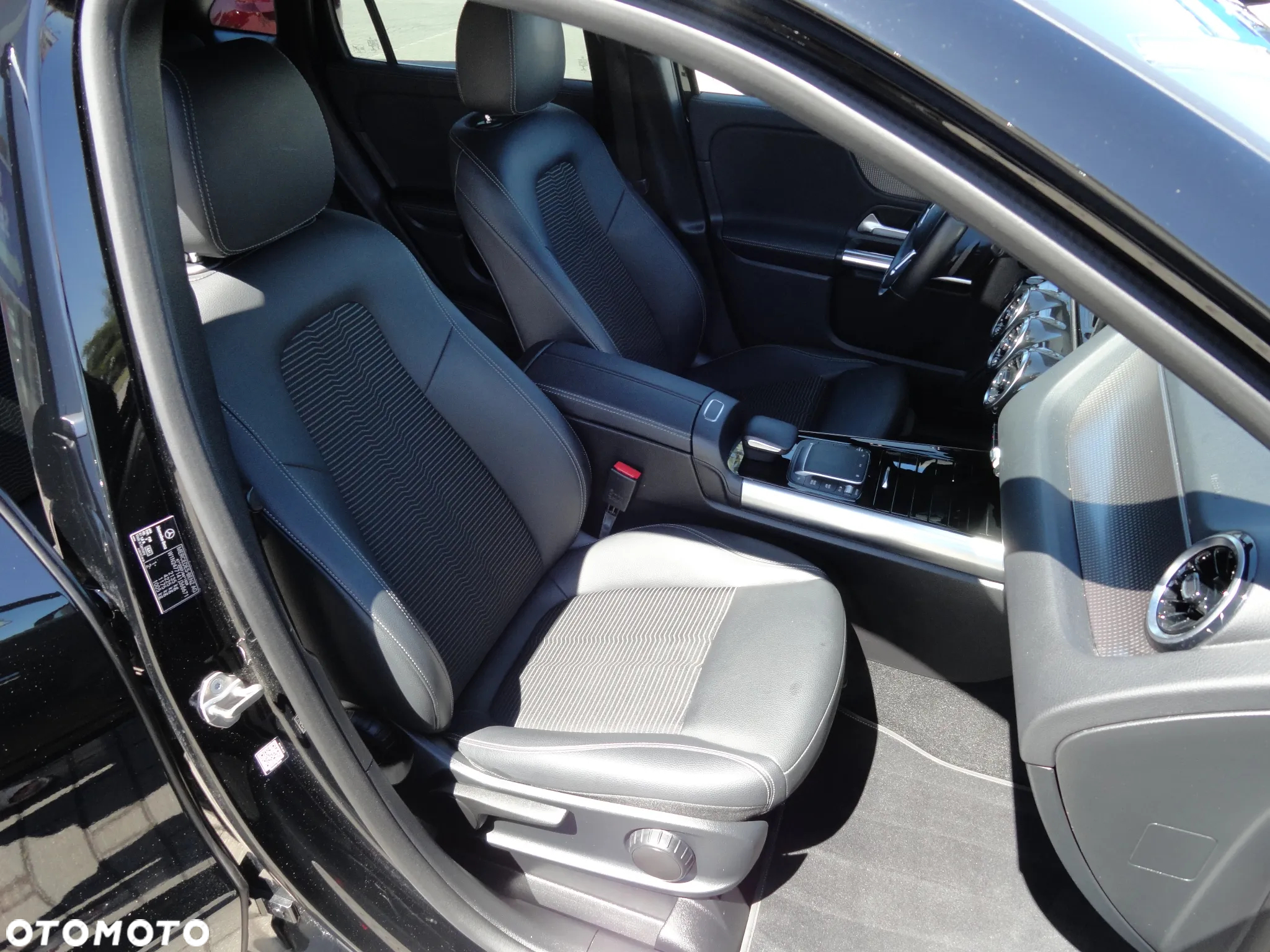 Mercedes-Benz GLA 200 d 8G-DCT Edition Progressive Line - 11