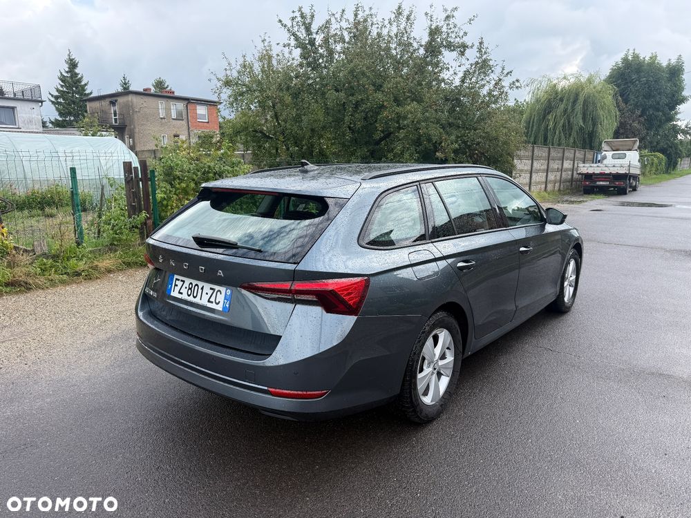 Skoda Octavia 2.0 TDI SCR Style DSG - 4
