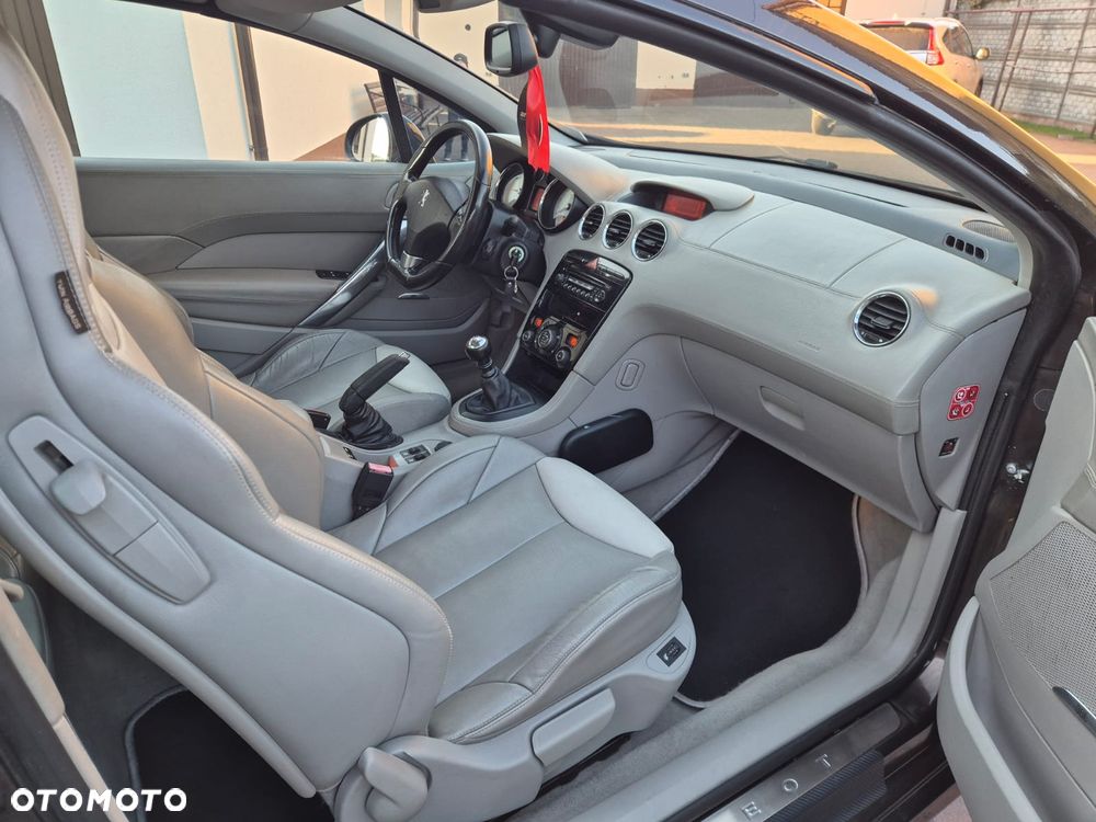 Peugeot 308 CC HDi FAP 140 Platinum - 6