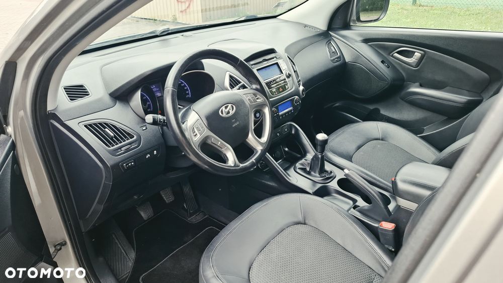 Hyundai ix35 - 22