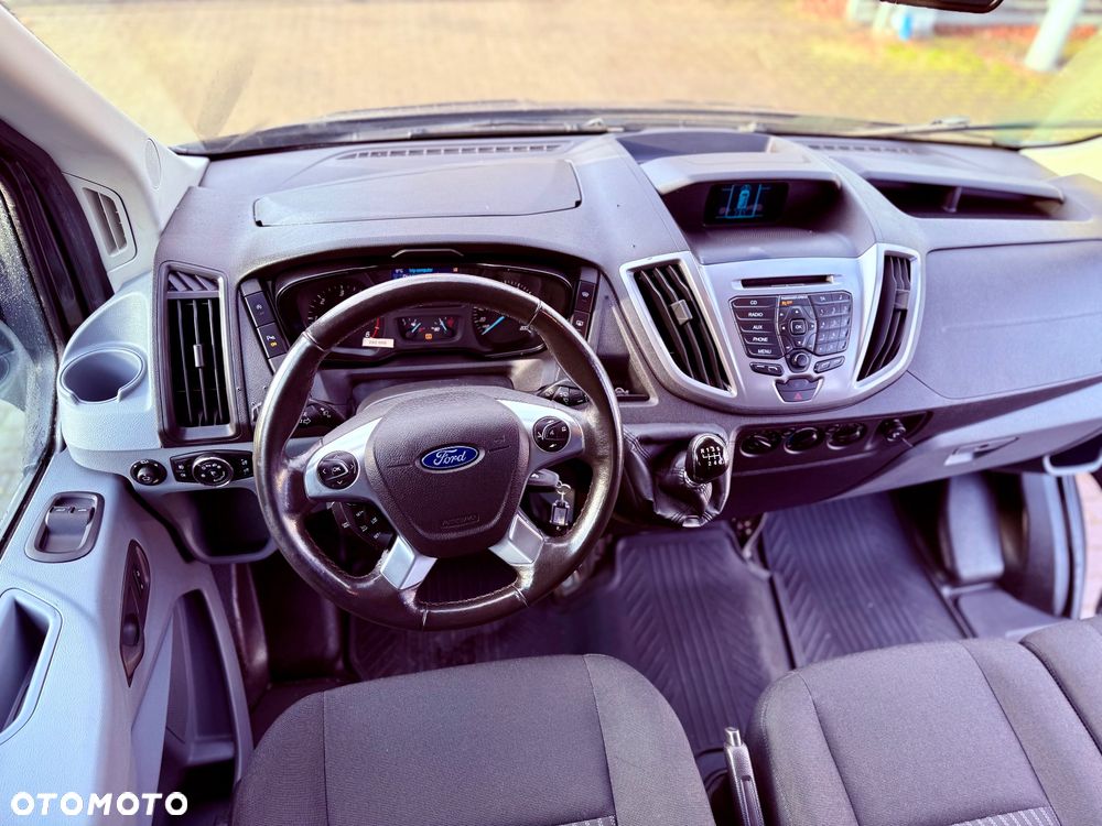 Ford Transit - 18