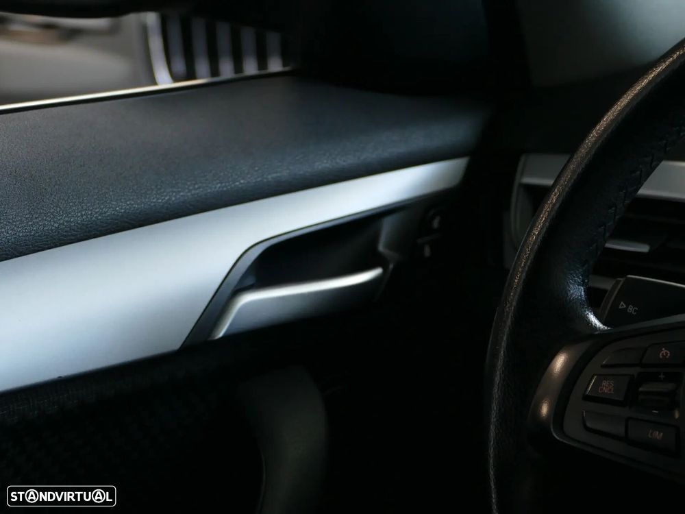 BMW X1 16 d sDrive - 31