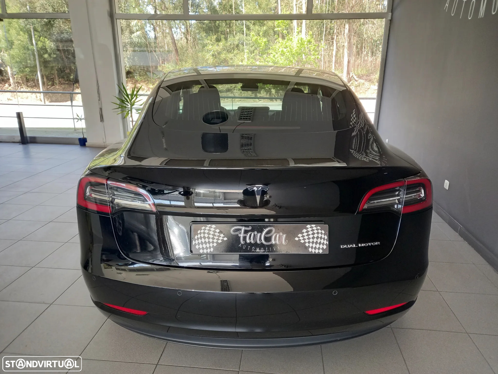 Tesla Model 3 Long-Range Dual Motor AWD - 4
