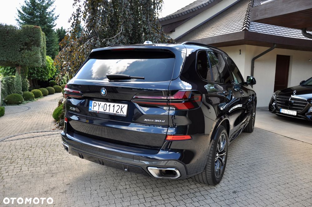 BMW X5 xDrive30d mHEV - 11