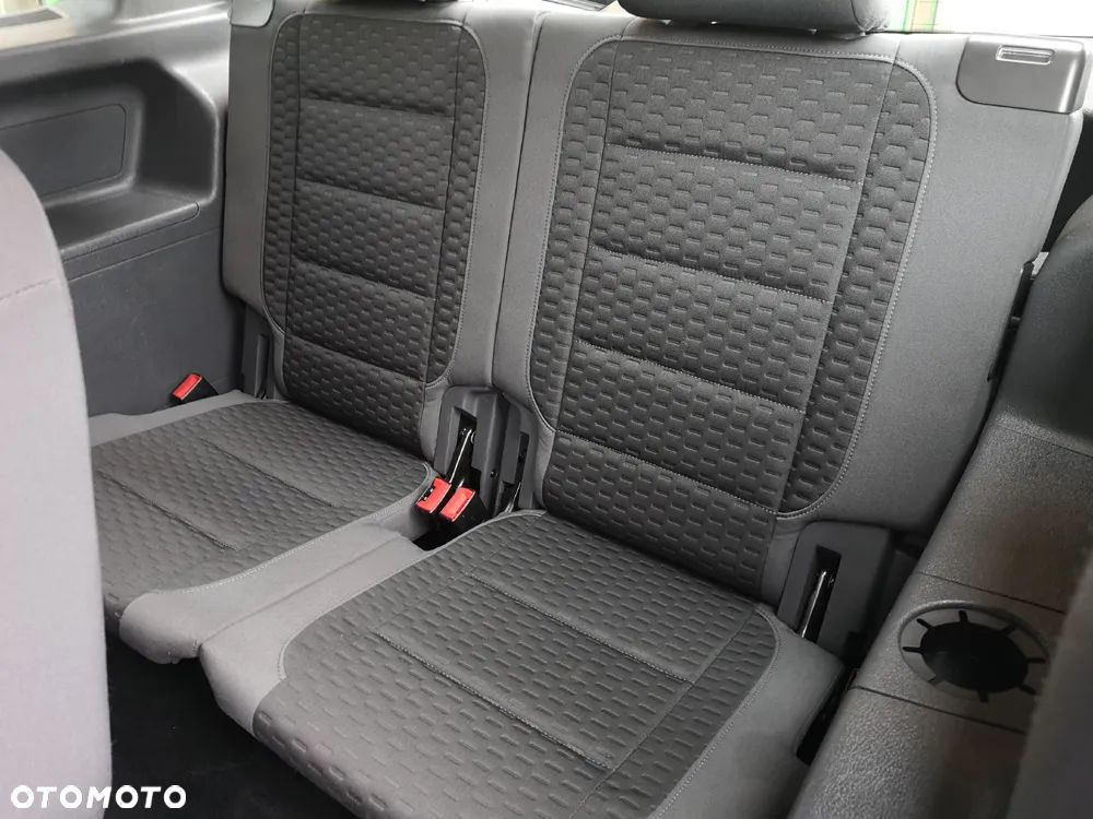 Volkswagen Touran 1.4 TSI Trendline - 24