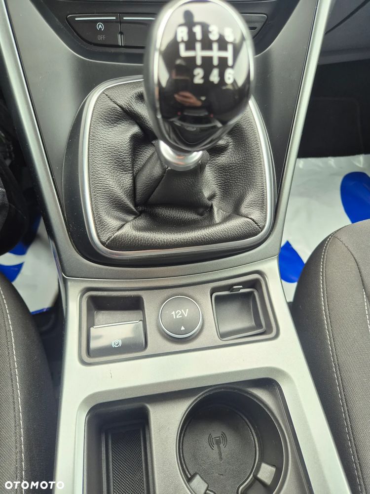 Ford Kuga 1.5 EcoBoost 2x4 Titanium - 21