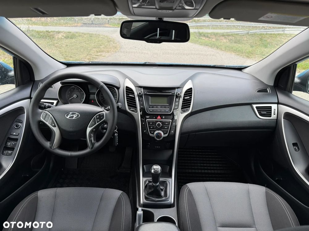 Hyundai i30 1.6 Premium - 26