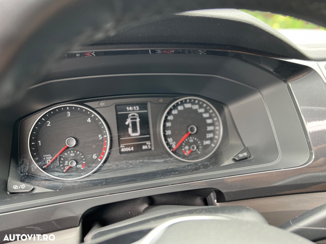 Volkswagen Multivan 2.0 TDI DSG 110KW - 19