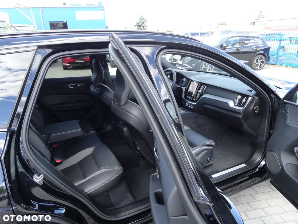 Volvo XC 60 B4 D Geartronic RDesign - 10