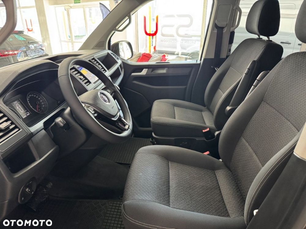 Volkswagen Multivan - 18