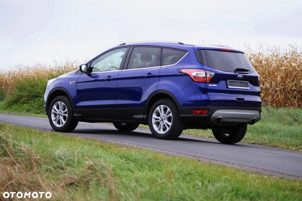 Ford Kuga - 10