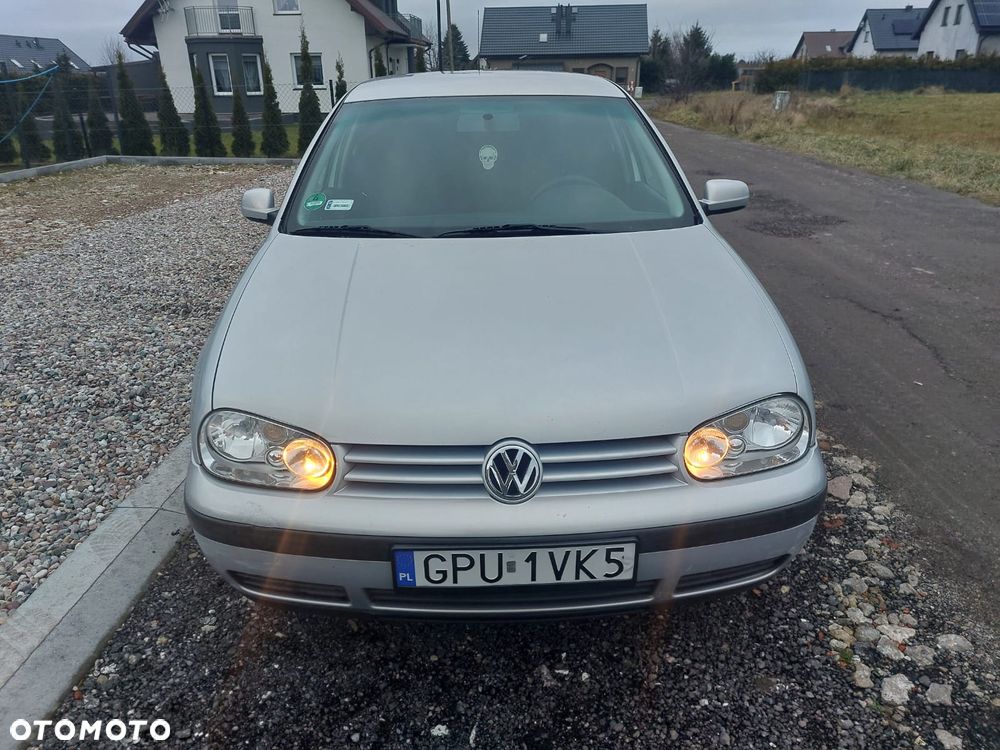 Volkswagen Golf 1.6 - 2