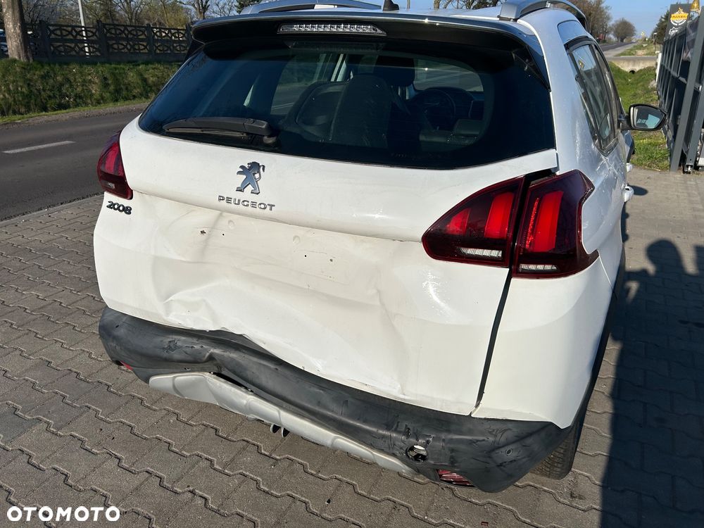 Peugeot 2008 - 3