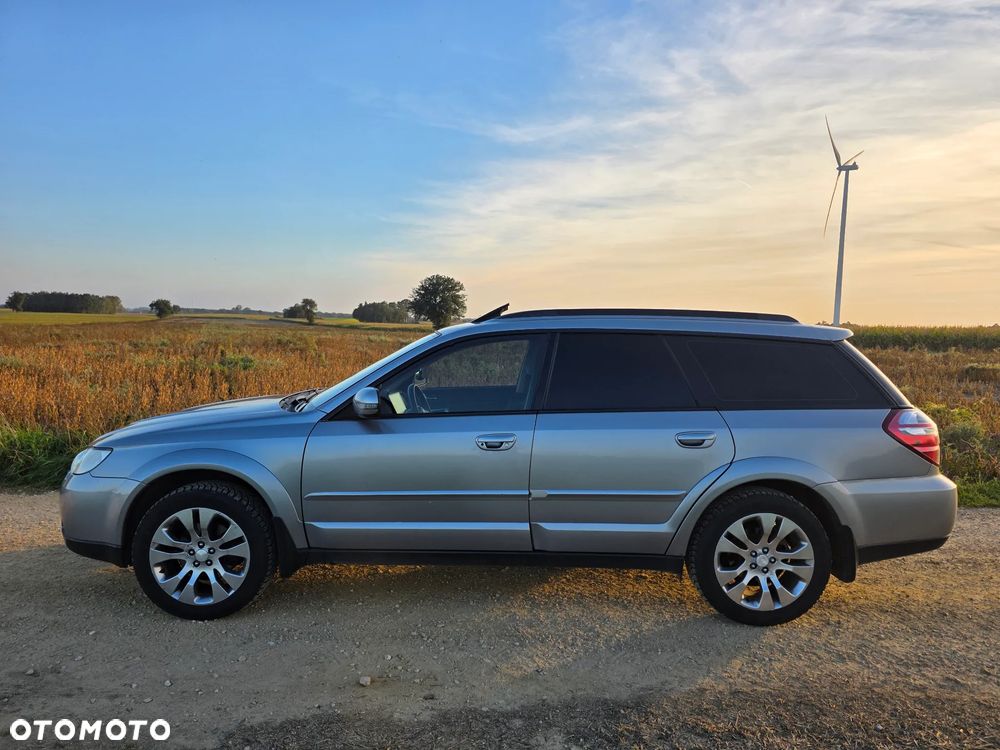 Subaru Outback - 2