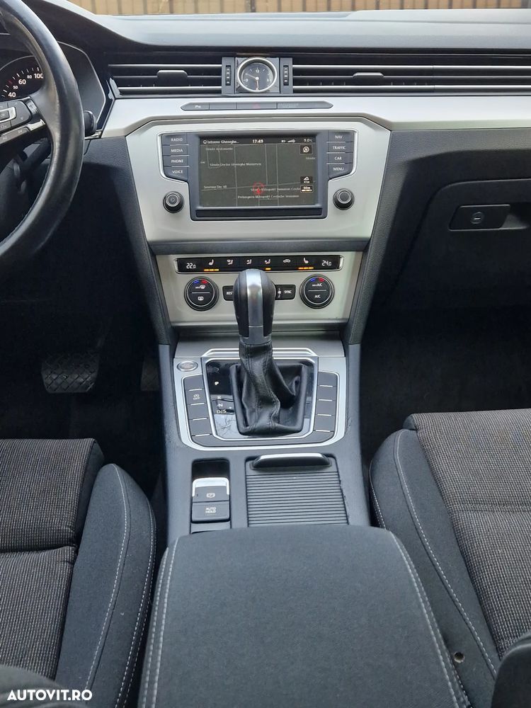 Volkswagen Passat 2.0 TDI (BlueMotion Technology) DSG Comfortline - 9