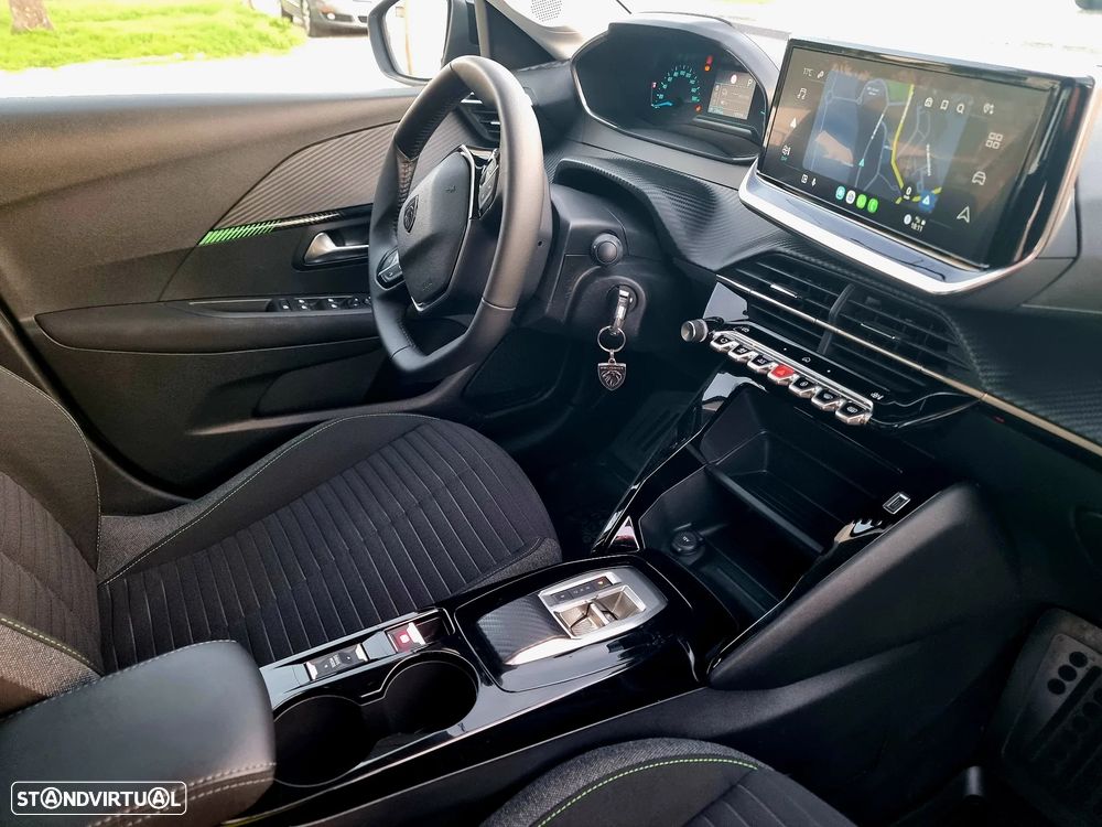 Peugeot e-208 Style - 9