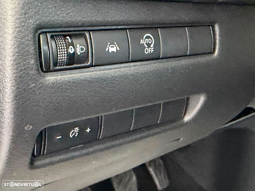 Nissan Qashqai 1.3 DIG-T N-Connecta LED - 22