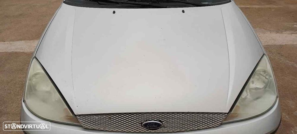 CAPÔ FORD FOCUS SEDAN 2003 - 3